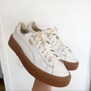 Puma Basket core platform in white